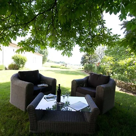 Bed & Breakfast Le Farat 4*