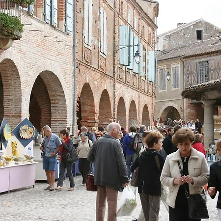 Bed & Breakfast Le Farat 4*