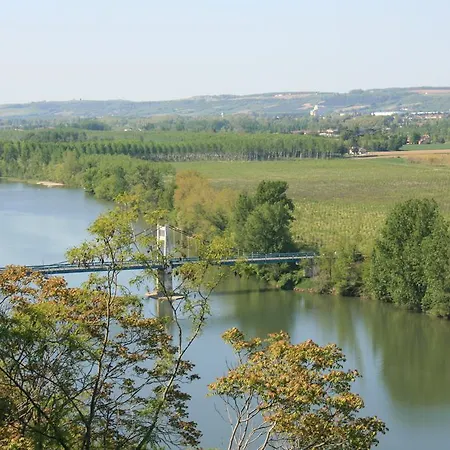 Bed & Breakfast Le Farat 4*